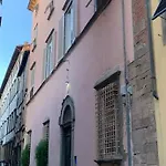 Apartment Loft Moderno Ubicato Nel Centro Storico Di