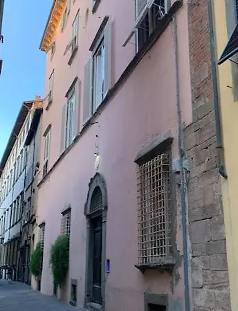 Apartment Loft Moderno Ubicato Nel Centro Storico Di