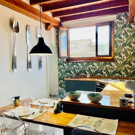 Apartment Loft Moderno Ubicato Nel Centro Storico Di Lucca